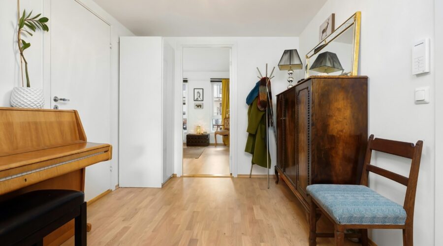Solving Last-Minute Housing Needs for Late-Arriving Students with Ulodging